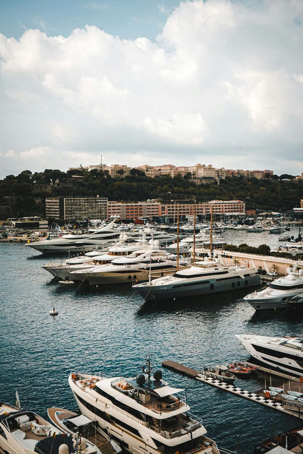 Monaco Yacht Show, Port Hercule